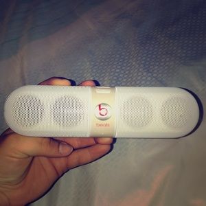 Beats pull “white”